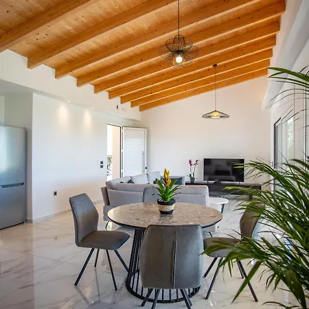 Casa Di Stella 아르고스톨리온